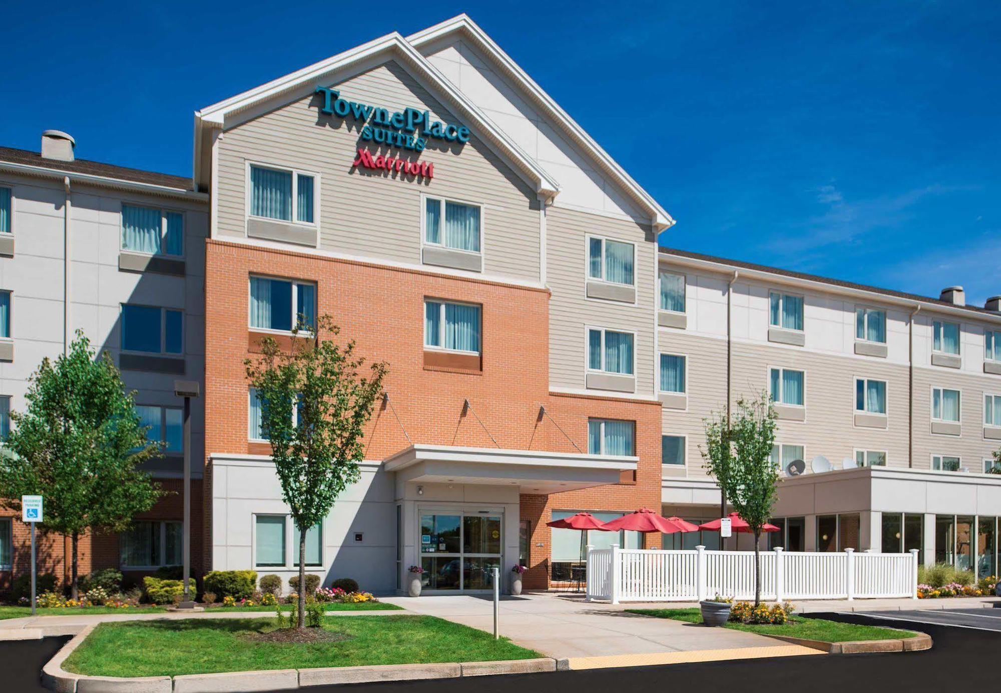 Towneplace Suites By Marriott Providence North Kingstown Exterior photo